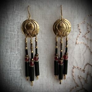 Vintage Tabra Gold Peacock Feather Garnet Onyx Beaded Earrings